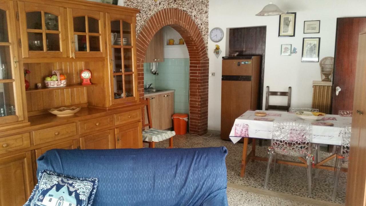 Gallipoli, Climatizzato, A 100 Metri Dalla Spiaggia Lido Conchiglia Exterior foto