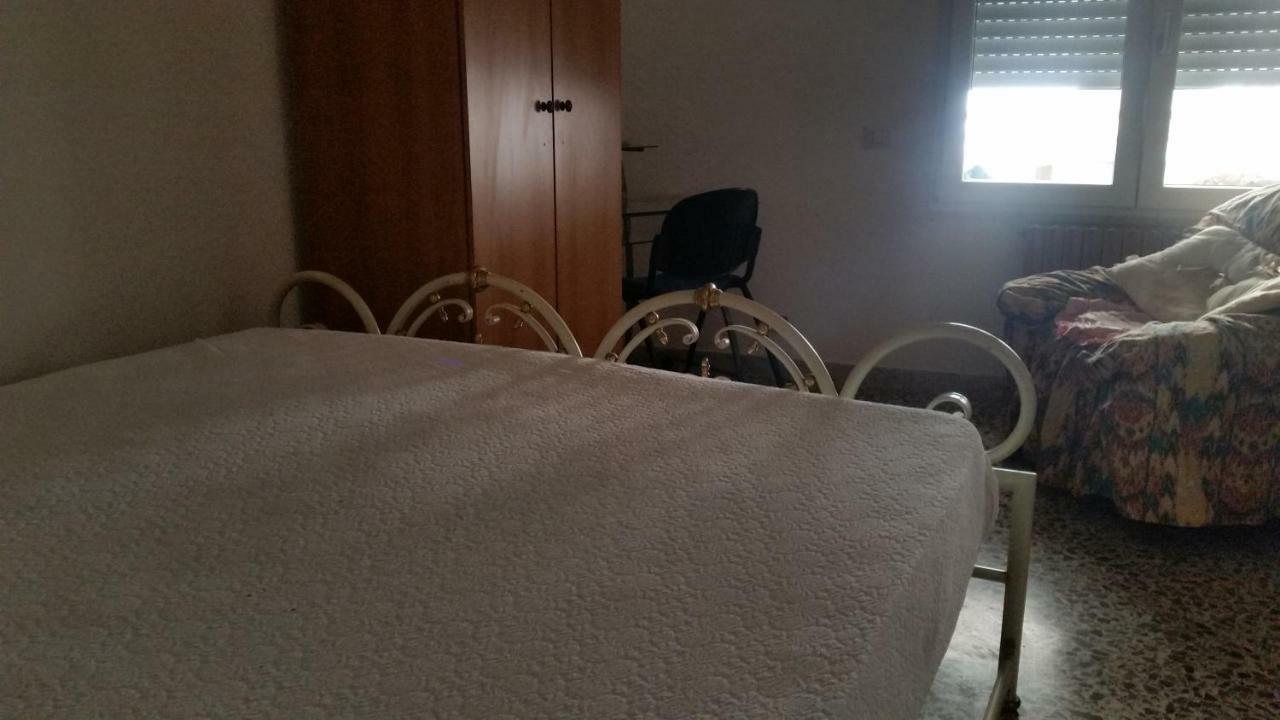 Gallipoli, Climatizzato, A 100 Metri Dalla Spiaggia Lido Conchiglia Exterior foto
